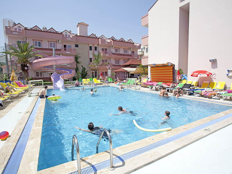 Rosy Apartments
